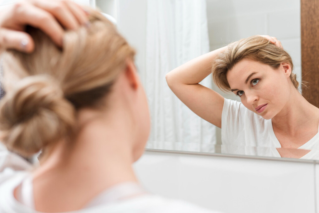 Qual a melhor vitamina para queda de cabelo? 3 exemplos