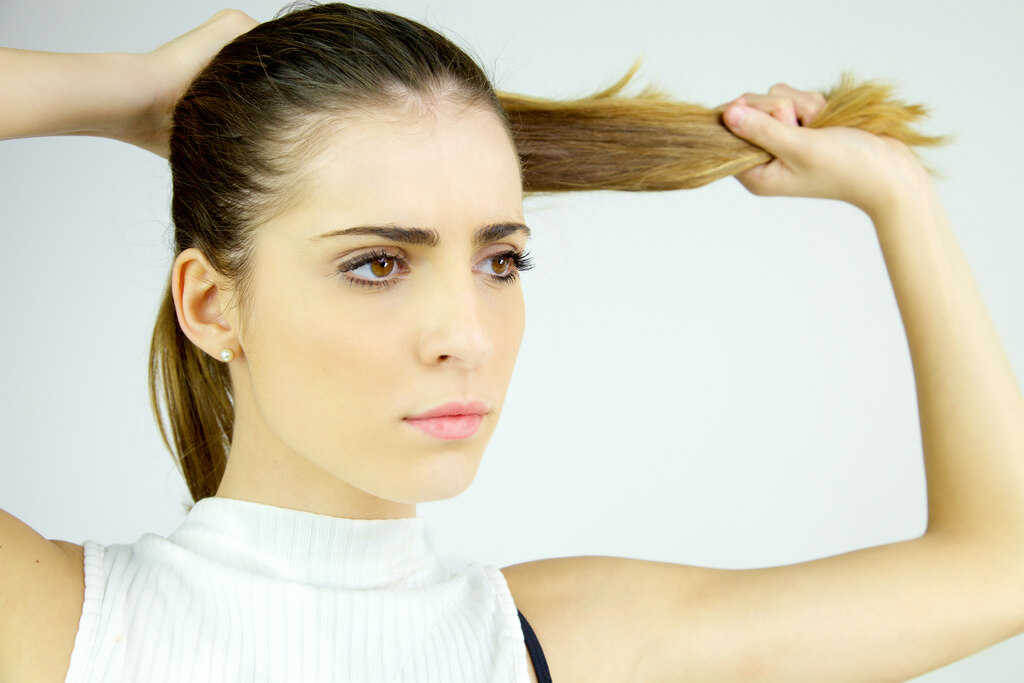 Alopecia por tra&ccedil;&atilde;o: saiba como manejar seus cabelos adequadamente